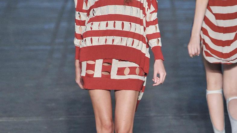 Upoštevajte pravilo, da vodoravne črte širijo in niso primerne za vsako postavo.