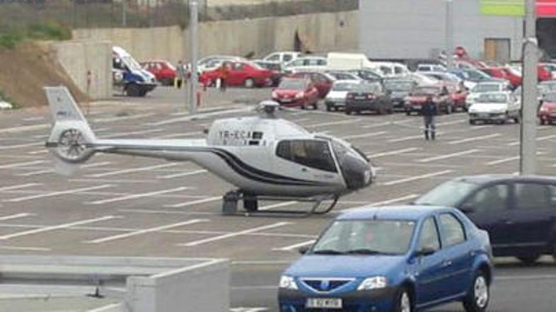 Ko bi vsaj pravilno pristal v boksu ...