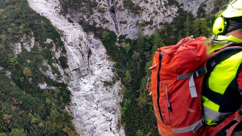 Ponca nemška pohodnica