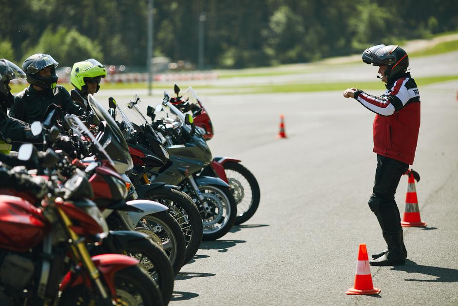 Trening varna vožnje za motoriste | Avtor: Uroš Podlogar 