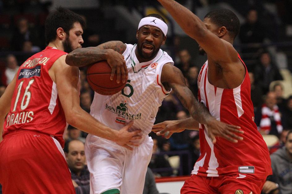 evroliga olympiacos siena bobby brown