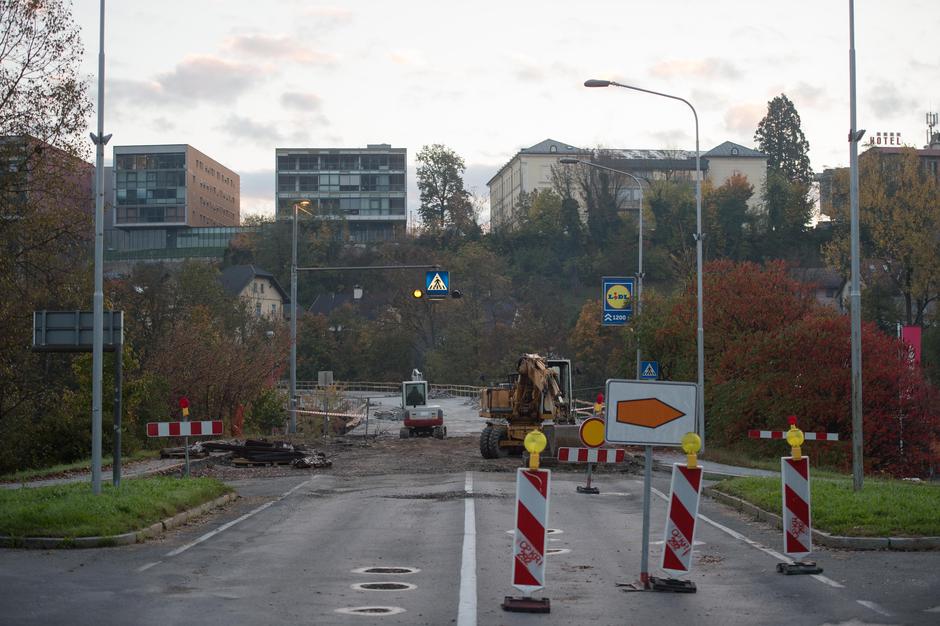 Jutranja prometna konica v Kranju | Avtor: Anže Petkovšek