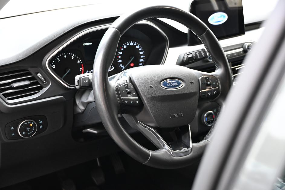 Ford focus, dražba za en evro, DoberAvto