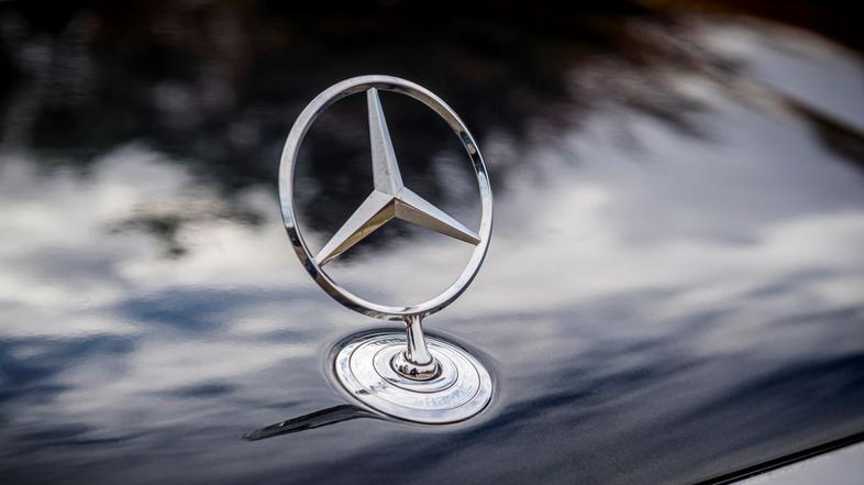 mercedes-benz razred E