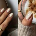 Najlepše manikire za kratke nohte v prihajajočem zimskem času