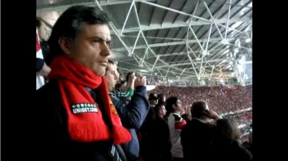 Je podoben Mourinhu? (Foto: Youtube)