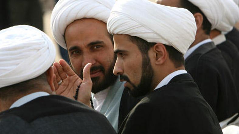 Iraške oblasti trdijo, da ne morejo zaščititi gejev.