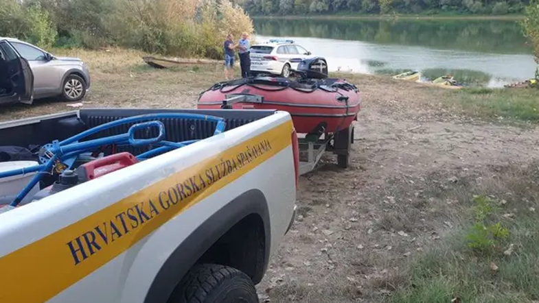 drava reševanje čoln