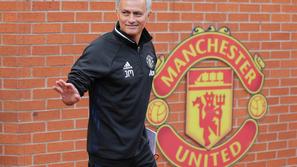 Jose Mourinho predstavitev old trafford