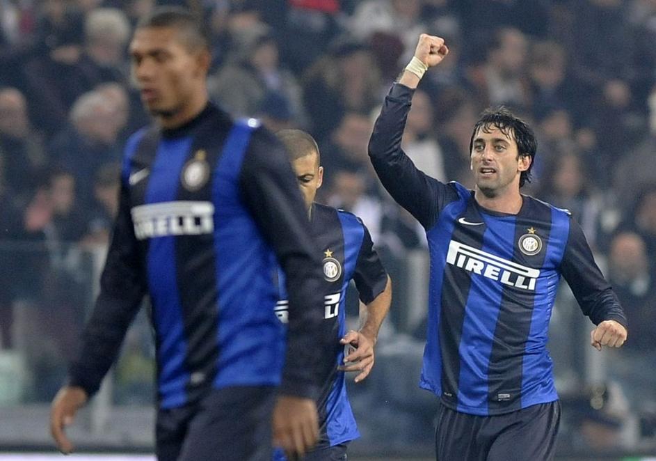 (Juventus : Inter) diego milito