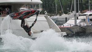 Skuterji na Internautici