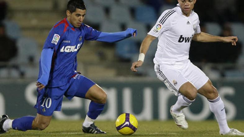 Pepe (desno) je po nekaterih napovedih že zaključil z igranjem za to sezono.