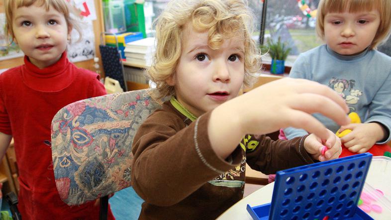 Varuh na domu ne bo izvajal varstvenega programa, kot ga v vrtcu.