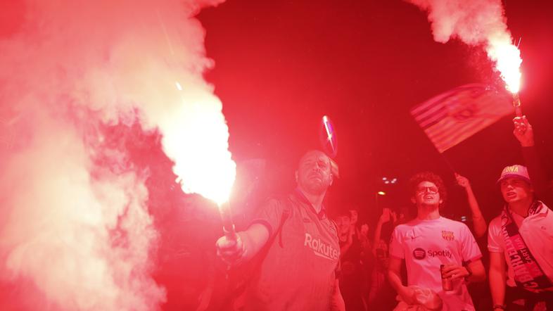 Barcelona, slavje navijačev ob naslovu