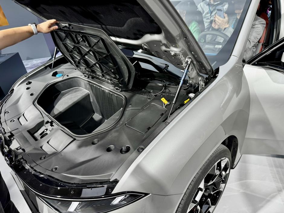 BMW iX3 neue klasse | Avtor: Andrej Leban