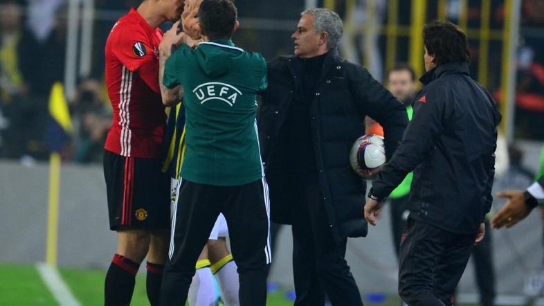 ibrahimović kjaer mourinho