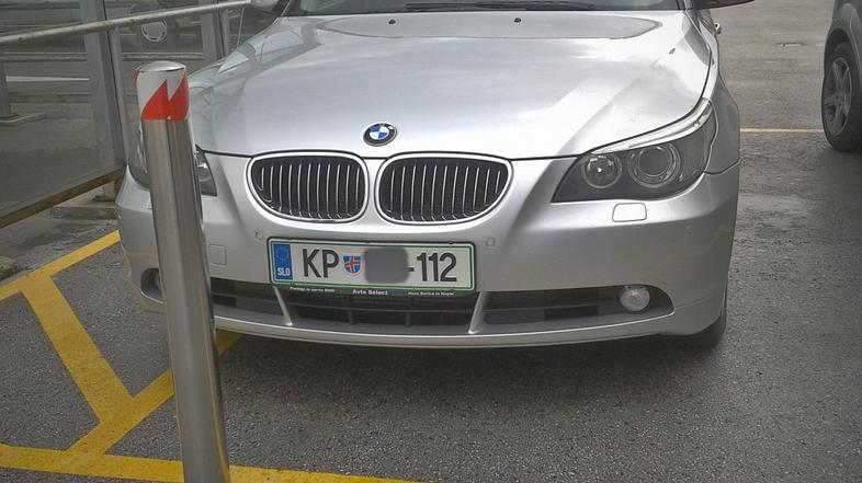 Parkiranje na mestu za invalide