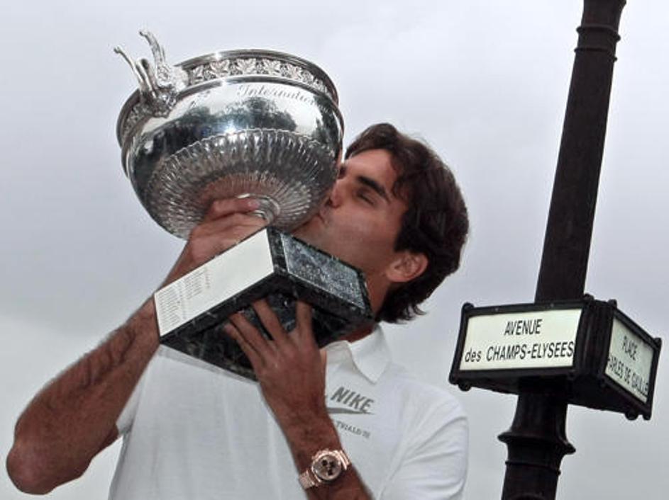 Roger Federer je v Parizu osvojil 14. naslov na turnirjih za grand slam.