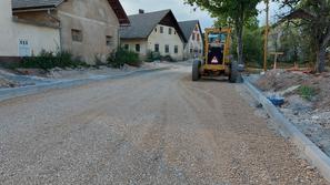 Praše, Mestna občina Kranj, obnova ceste