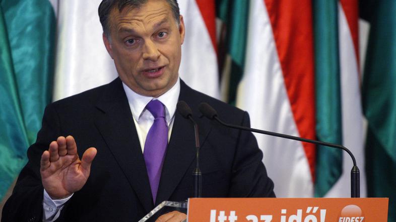 Orban je zatrdil, da spornega medijskega zakona ne bo spreminjal kljub ostrim kr