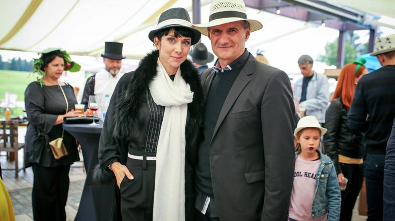 Jerca Legan, Milan Cvikl