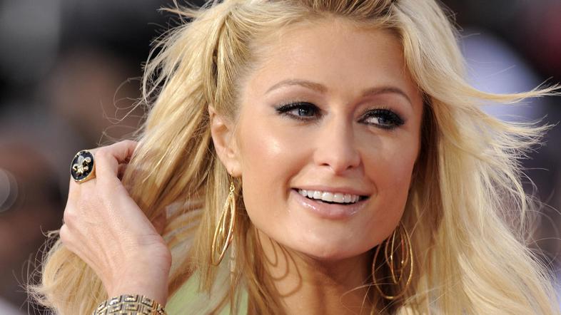 Paris ima doma poleg 20 zajčkov še pse, hrčka in pujska. (Foto: EPA)