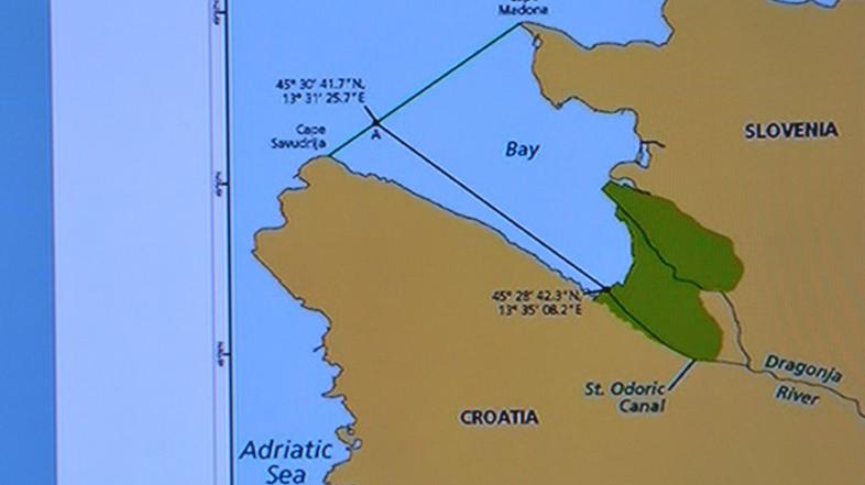 Meja v piranskem zalivu