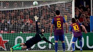 Messi Čech Xavi enajstmetrovka Barcelona Chelsea Liga prvakov polfinale druga te