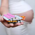 Če nosečnica že mora vzeti zdravilo, naj ga po posvetu z zdravnikom vzame v manj