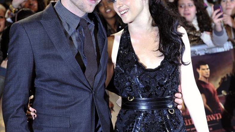 Robert Pattinson, Kristen Stewart