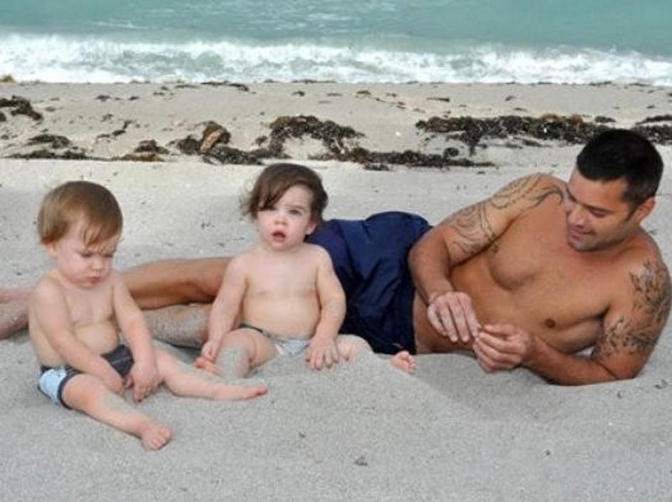 Dvojčka sta praznovala eno leto.