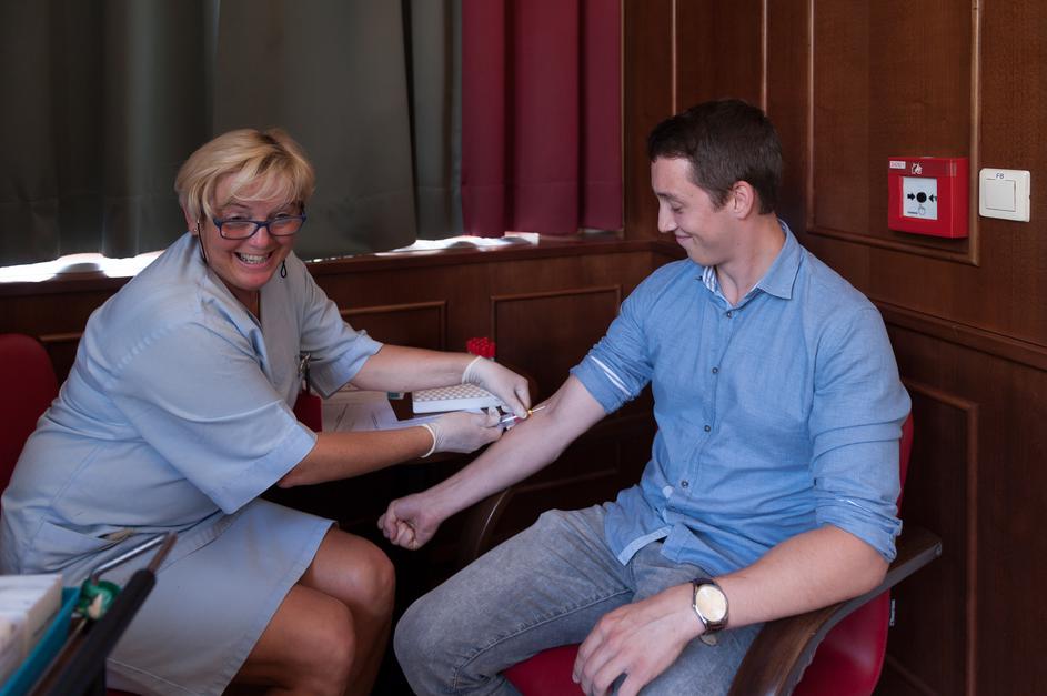 Hepatitis - UKC Ljubljana