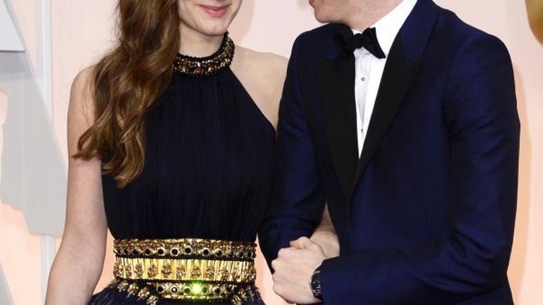 Eddie Redmayne z ženo Hannah.