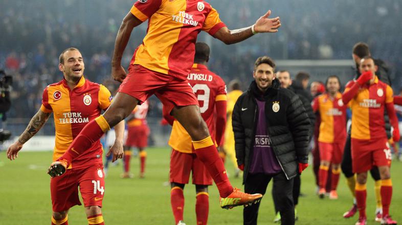 wesley sneijder didier drogba