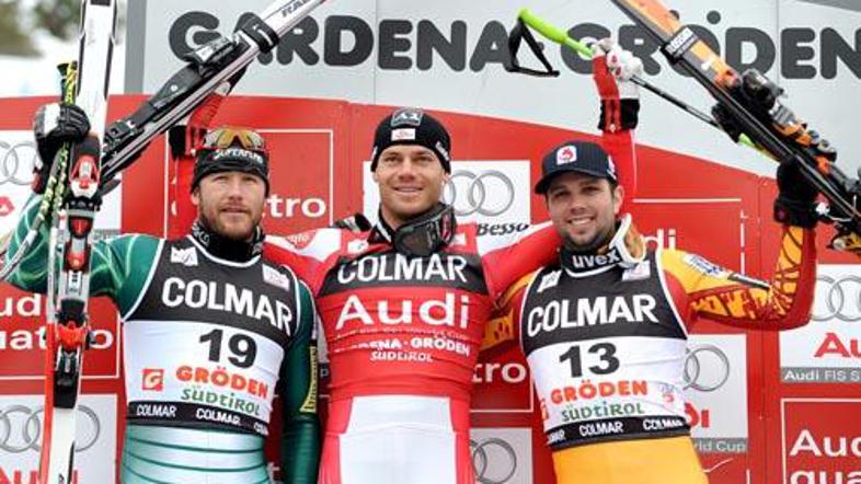 Michaelu Walchhoferju sta družbo na zagovalnem odru delala Bode Miller (levo) in