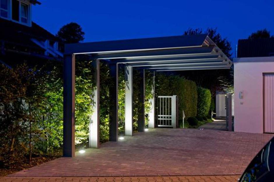 nadstrešek | Avtor: Dezzen