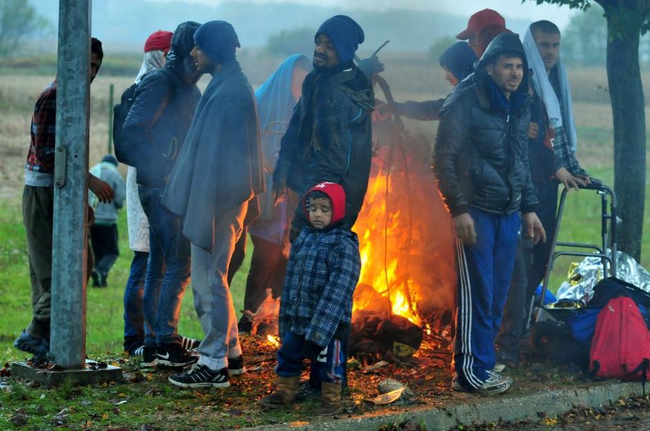 Begunci pred slovensko mejo | Avtor: EPA