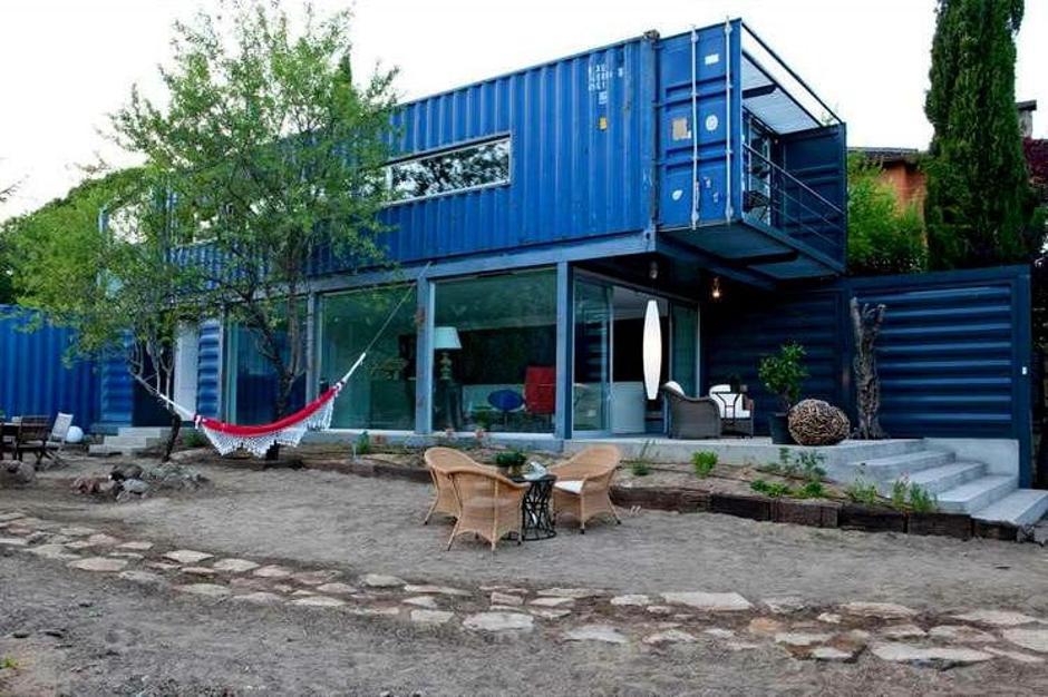 Bivalni zabojnik | Avtor: James & Mau