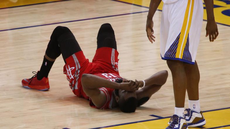 James Harden na tleh