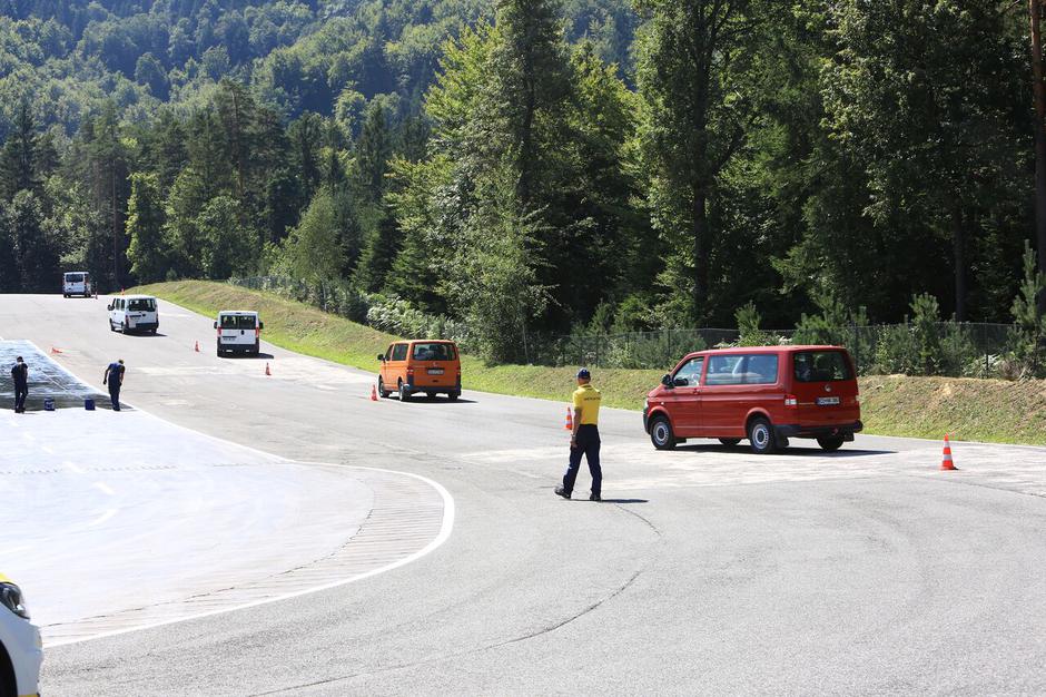 amzs tečaj varne vožnje | Avtor: AMZS Center varne vožnje