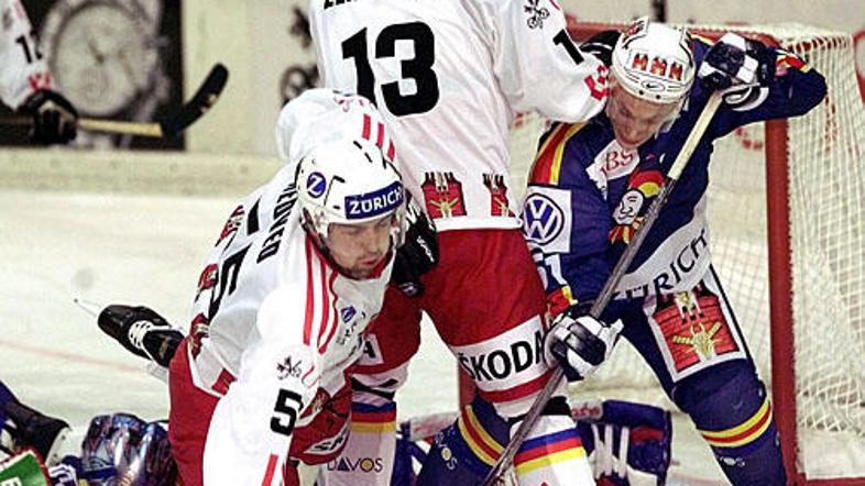 Jaroslav Nedved se je vendarle vrnil na Jesenice.