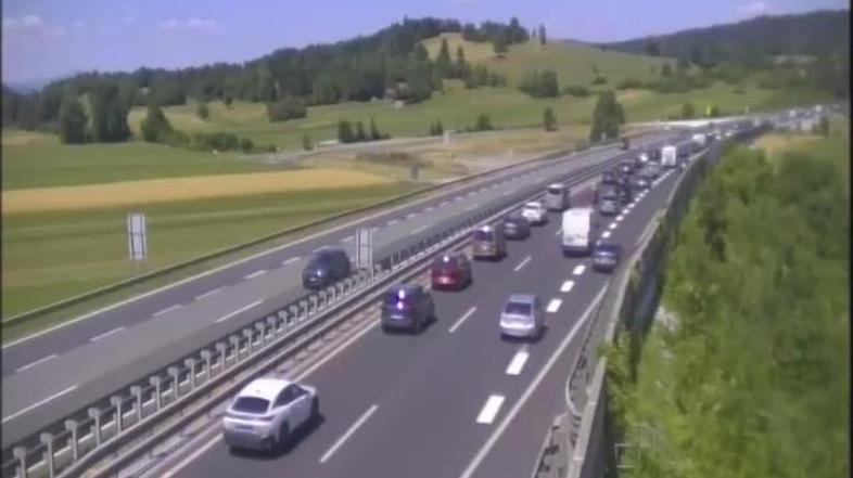 Zastoj na primorski avtocesti