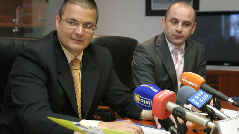 politika 26.01.2007, Dimitrij Piciga, direktor STO, Marjan Hribar, ministrstvo z