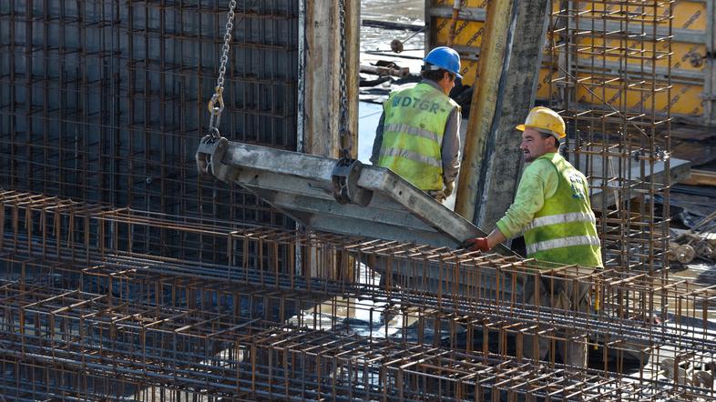 delavci gradbinci gradbeništvo