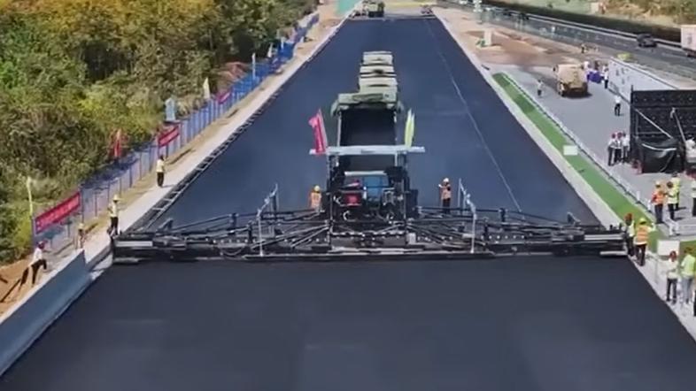 avtonomni stroji asfaltiranje avtoceste