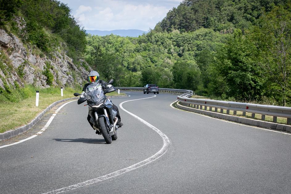 Moto guzzi stelvio