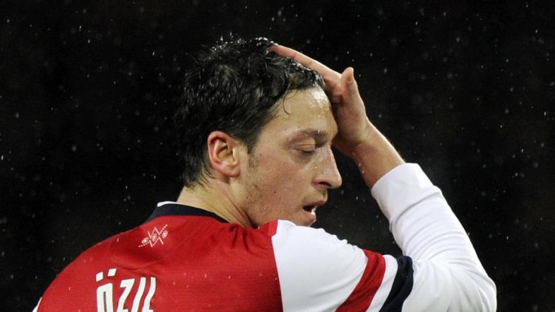 mesut ozil arsenal