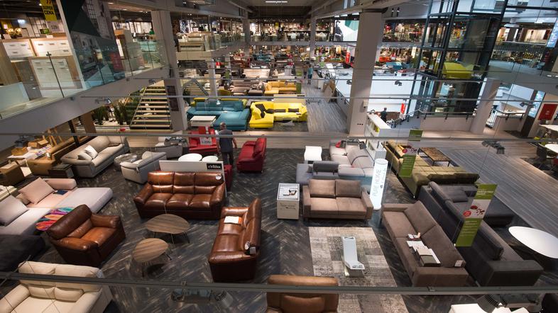 Prenovljena trgovina Lesnina na Brdu v Ljubljani.