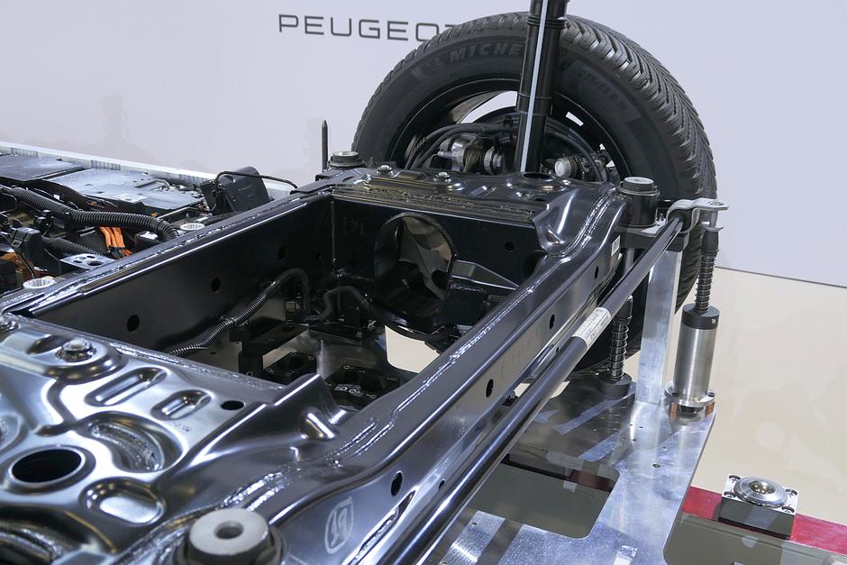 peugeot E-3008 | Avtor: Matija_Janežič