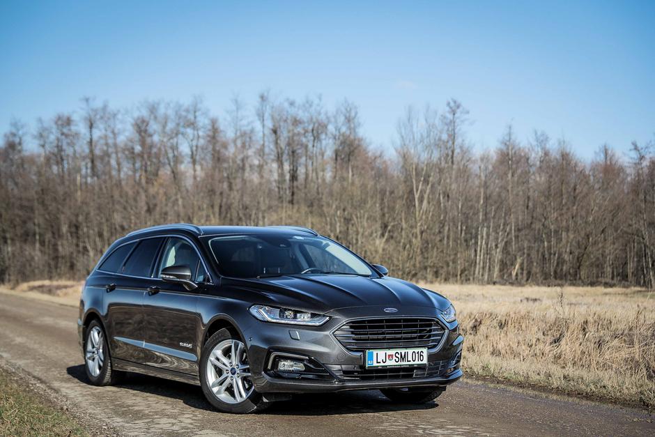 Ford Mondeo Hybrid | Avtor: Saša Despot